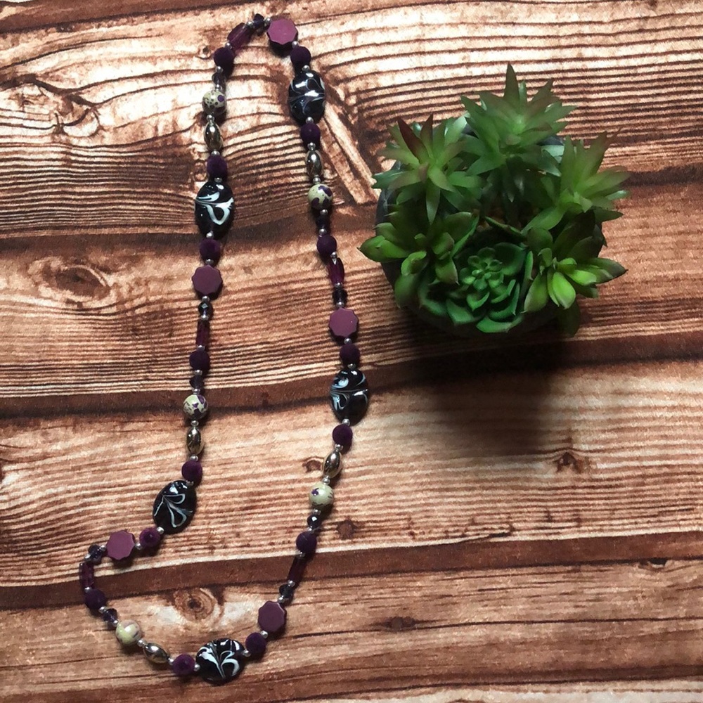 Purpled Beads Necklace